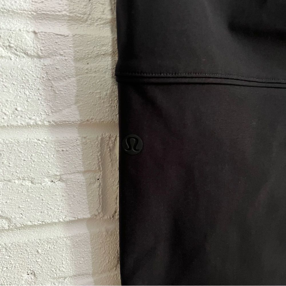 Lululemon Essential High-Rise Trouser Black (First Release) Size 4 - Picture 4 of 7